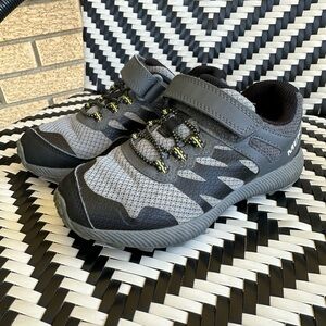 Merrell Boys Shoes 12